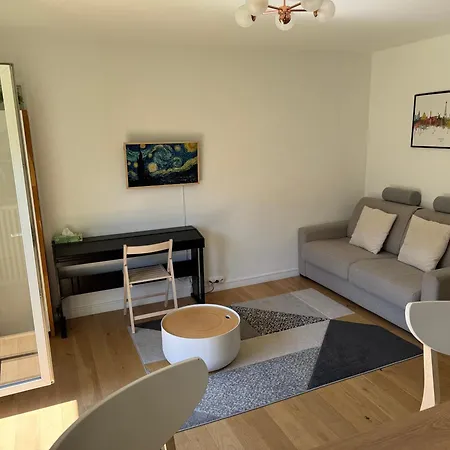Apartment Superbe Avec Belle Vue Jardin Paris